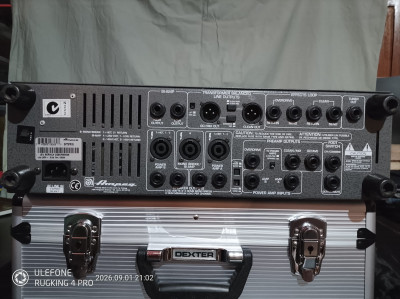 Ampeg trasera.jpeg